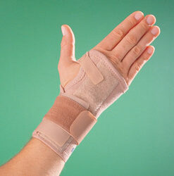 WRIST SPLINT WITH ELASTIC STRAP