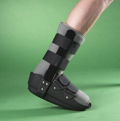 SHORT WALKER WITH FIXED ANKLE
